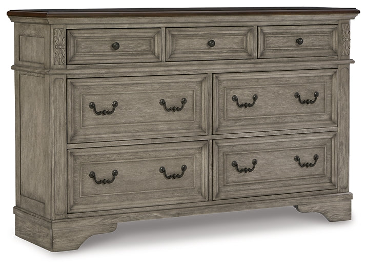 Lodenbay Dresser